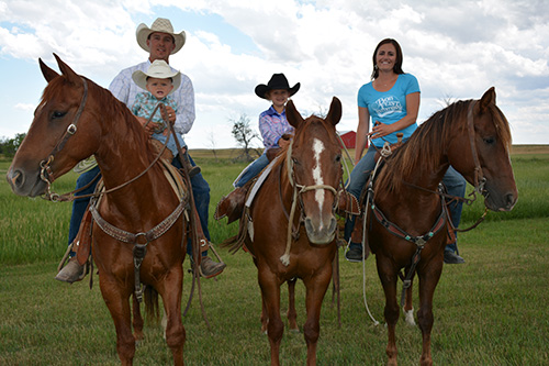 Casey & Jessica Holmes With Son, Trey And Daughter, Tommi Jo 1b688ef9